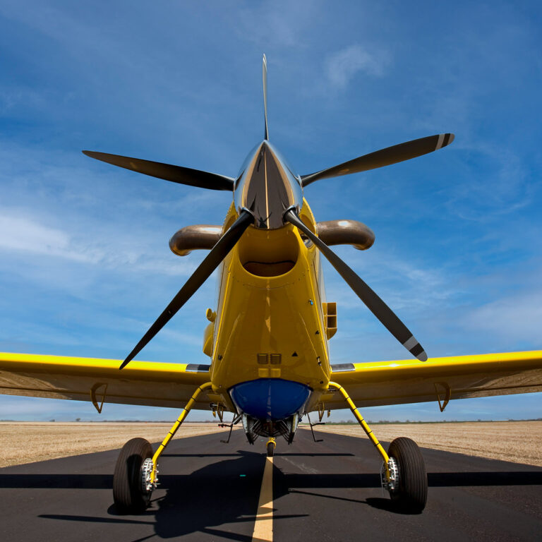 Air-Tractor_AT-802F_3